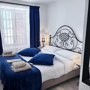 https://shantis-andalusian-rooms.es-andalucia.com